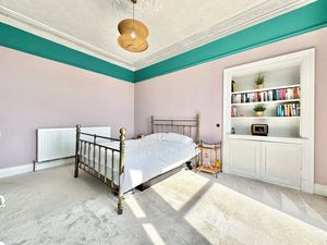 Photo 8- click for photo gallery